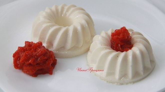 Рецепт Бланманже с шиповниковым пюре