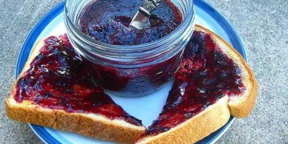 Как приготовить черничный десерт в мультиварке