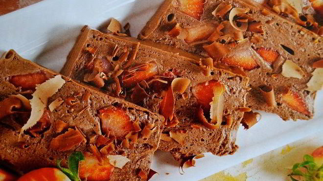 Рецепт Холодный десерт Клубника в шоколаде