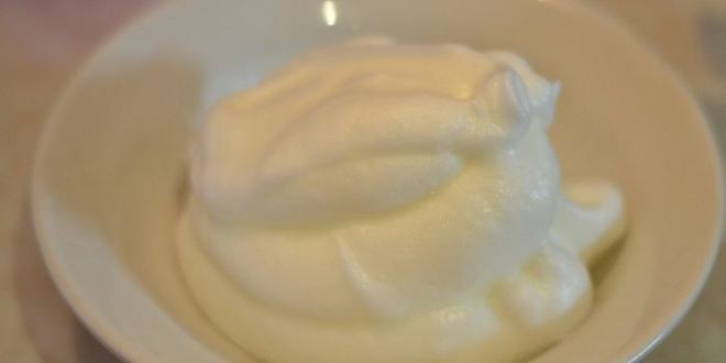 Рецепт бархатной галеты с творожныма кремома и ягодами