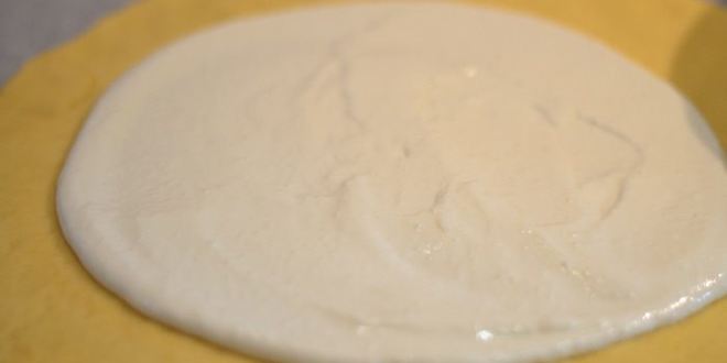 Рецепт бархатной галеты с творожныма кремома и ягодами