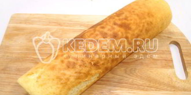 Рецепт бисквитный рулет с кремом зимнее полено