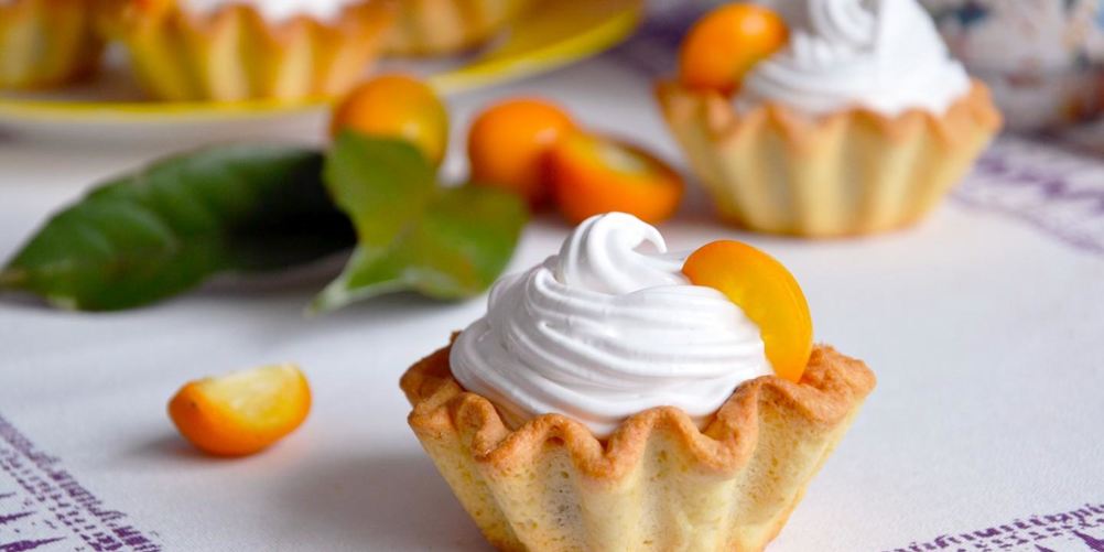 Как приготовить корзиночки с белковым кремом песочные