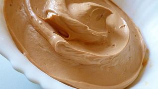 Рецепт Крем для вафельных коржей со сгущенкой