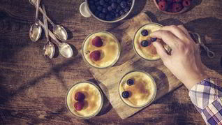 Рецепт Крем фреш из сливок и кефира