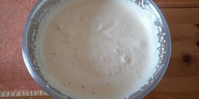 Рецепт крем сабайон с кантучини и вишней