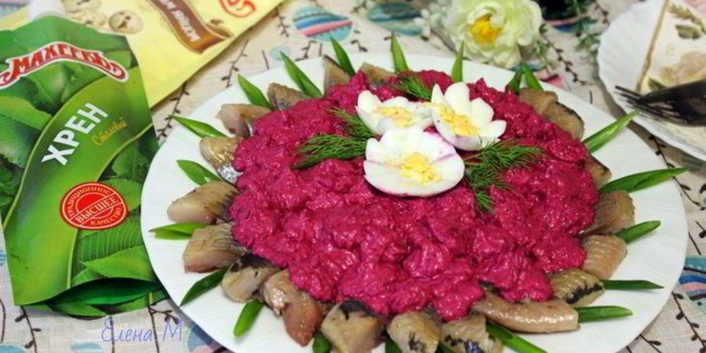 Как приготовить сельдь под свекольным крем-соусом