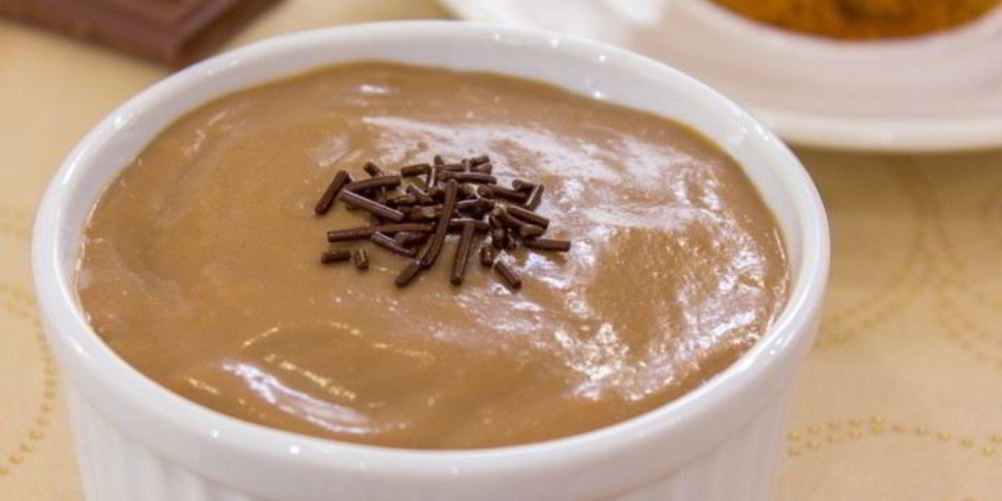 Как приготовить шоколадный заварной крем