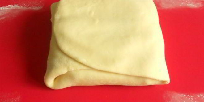 Рецепт слоеные трубочки с посыпкой и белковым кремом