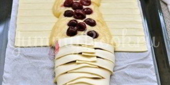 Рецепт слойка с заварным кремом и вишней