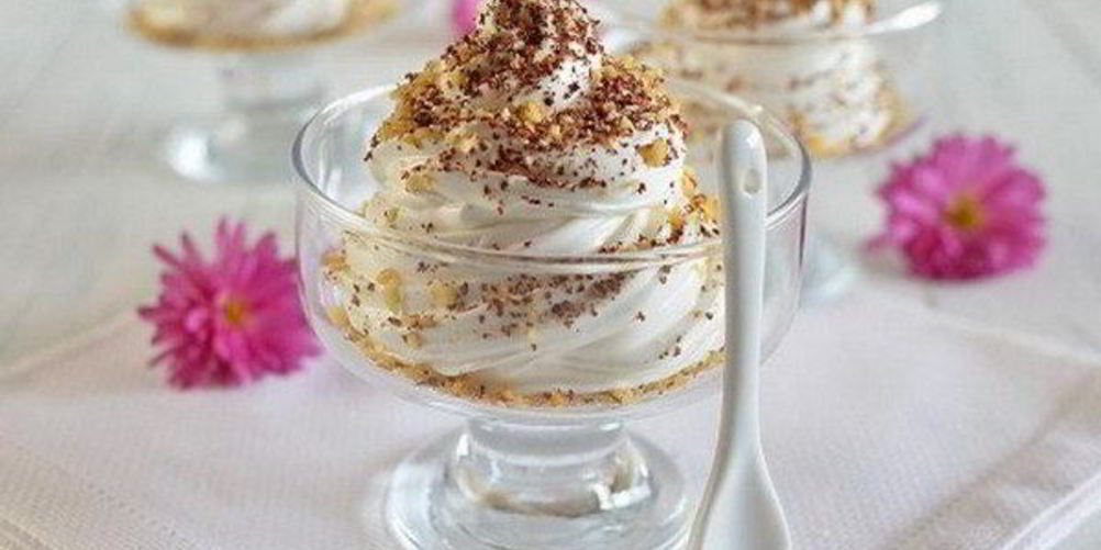 Как приготовить универсальный белковый крем