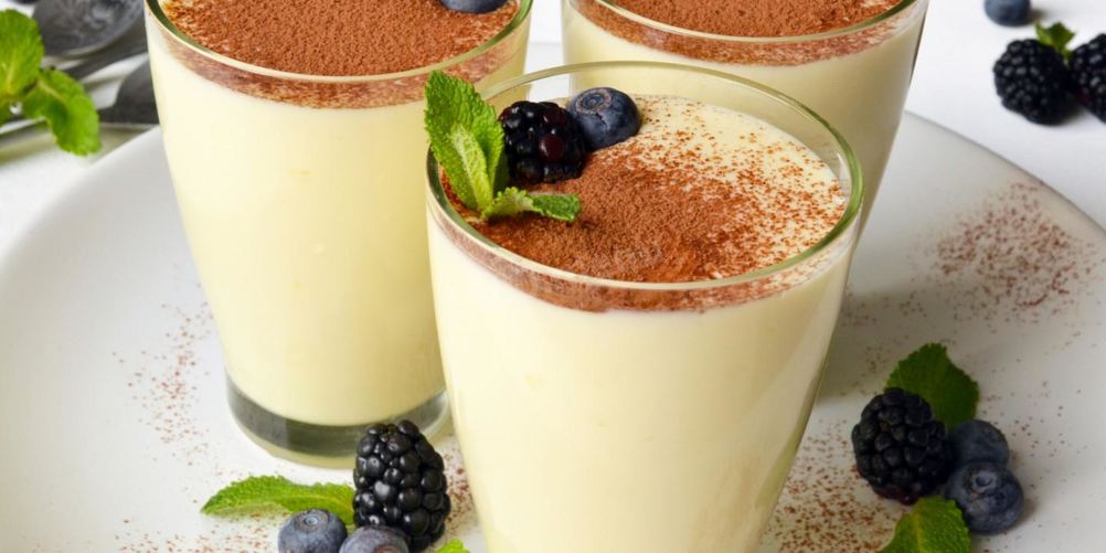 Как приготовить ванильный крем на молоке и сметане