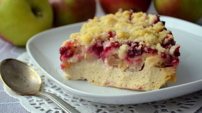 Рецепт Запеченный крем из ряженки с сочной начинкой и под штрейзелем