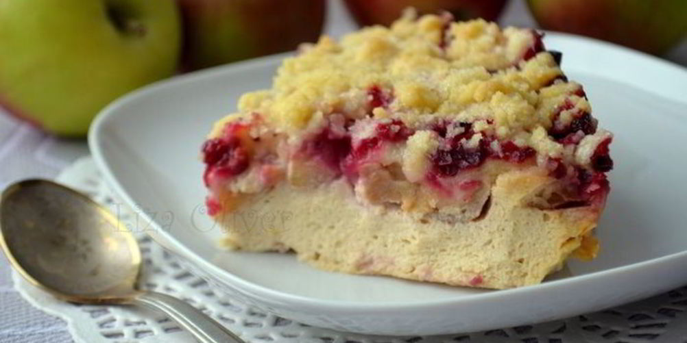 Как приготовить запеченный крем из ряженки с сочной начинкой и под штрейзелем