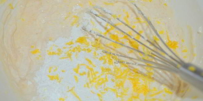 Рецепт запеченный крем из ряженки с сочной начинкой и под штрейзелем