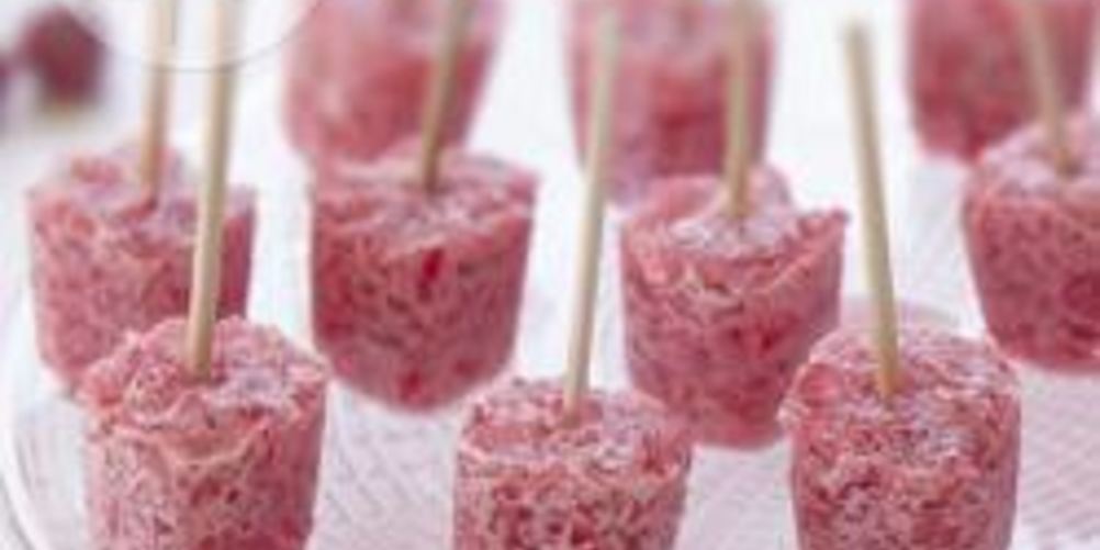 Как приготовить домашнее малиновое мороженое с желе