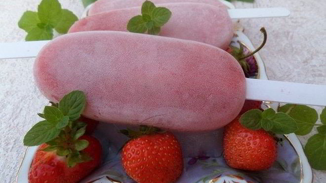 Рецепт Дынно-клубничное мороженое