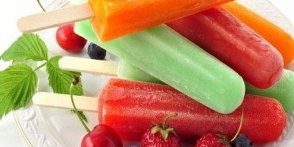 Как приготовить клубнично-цитрусовое мороженое без молока