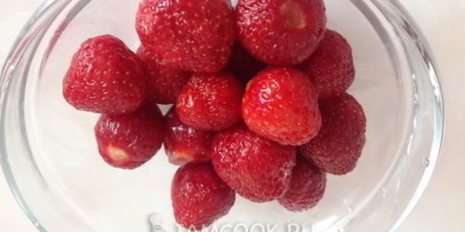 Рецепт клубничное мороженое в шоколадной глазури