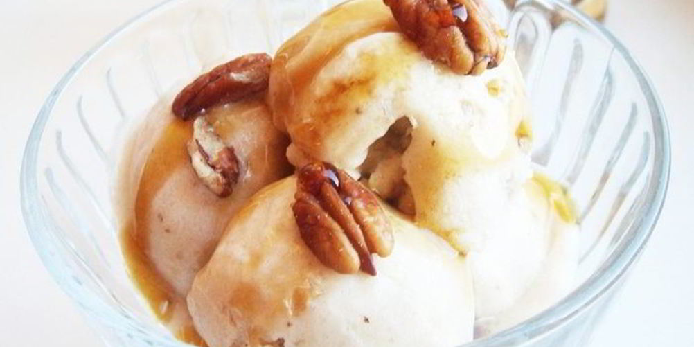 Как приготовить легкое банановое мороженое с кленовым сиропом