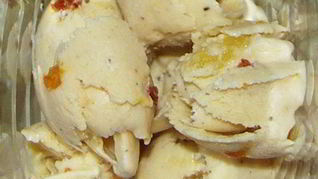 Рецепт Медовое мороженое с кизилом и ананасом