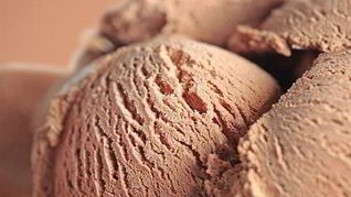 Рецепт Мороженое из коричневого сахара с бальзамическим уксусом