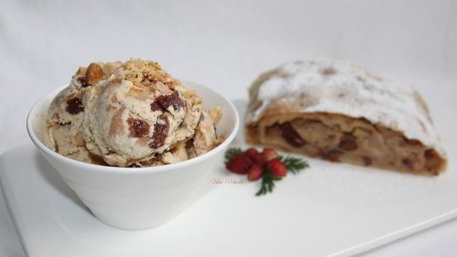 Рецепт Мороженое со вкусом яблочного штруделя