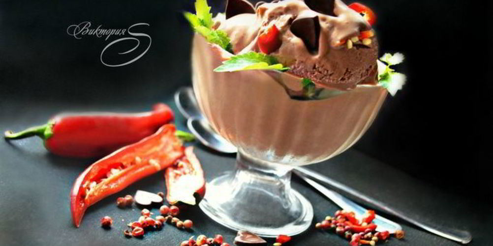 Как приготовить шоколадное мороженое c красным перцем
