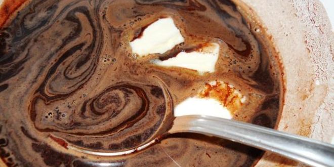 Рецепт шоколадный соус для десертов, мороженого, блинов