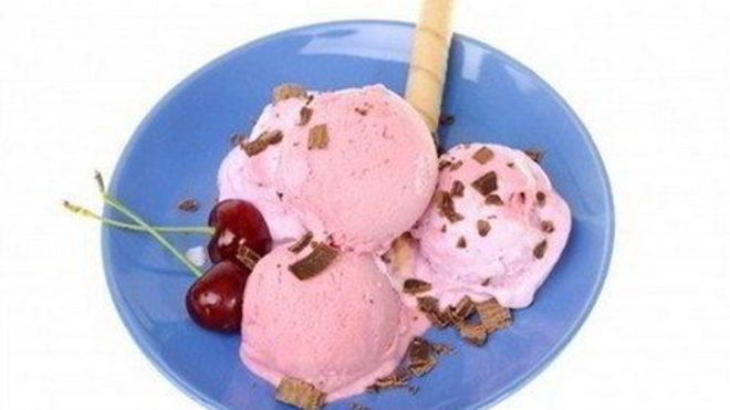 Рецепт Сливочное мороженое с вишней и шоколадом