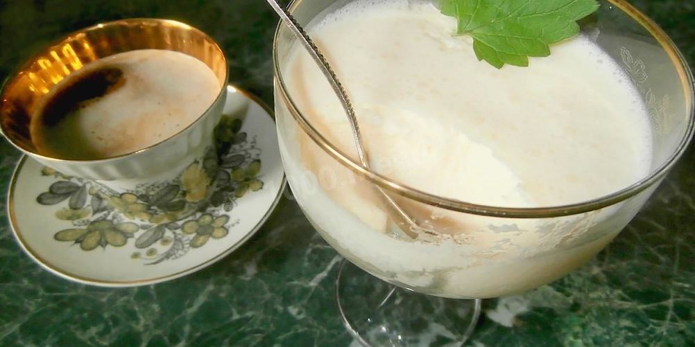 Как приготовить теплое мороженое из кефира