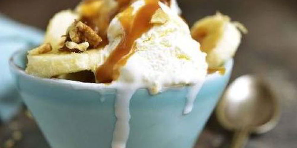 Как приготовить ванильное мороженое с соусом