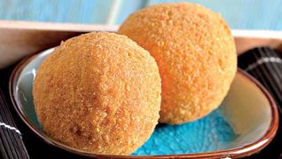 Рецепт Жареное мороженое с соусом из маракуйи