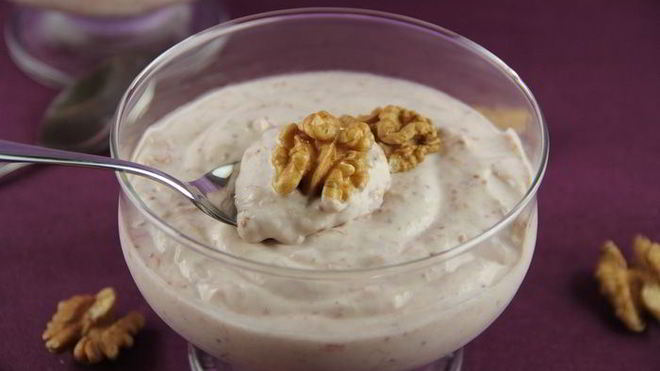 Рецепт Нежный мусс-крем с инжиром и грецкими орехами