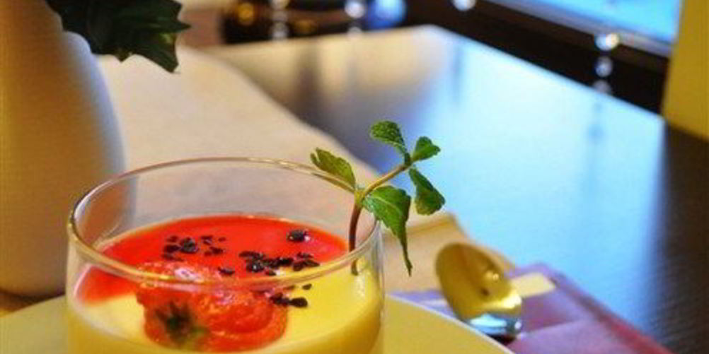 Как приготовить панна-котта с прослойкой варенья