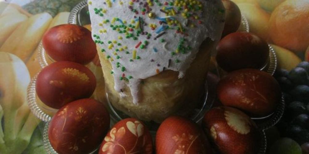 Как приготовить пасхальный кулич и крашенки
