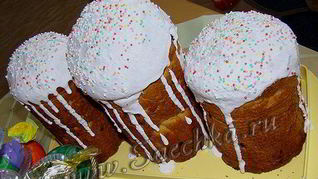 Рецепт Пасхальный кулич с изюмом и глазурью