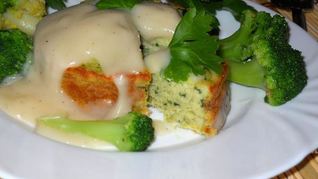 Рецепт Рыбный пудинг со шпинатом под соусом