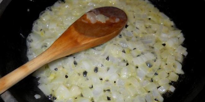 Рецепт рыбный пудинг со шпинатом под соусом