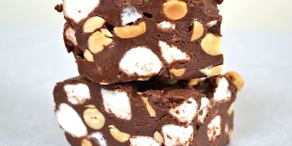 Как приготовить шоколадные батончики с орехами