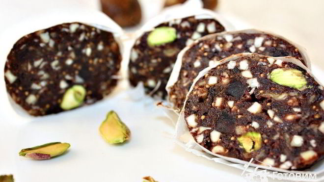 Рецепт Сладкая колбаса из сушеного инжира