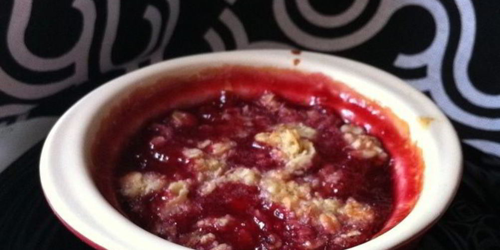 Как приготовить сливовый крамбл