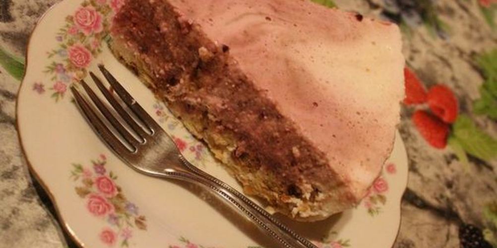 Как приготовить ягодный торт-суфле