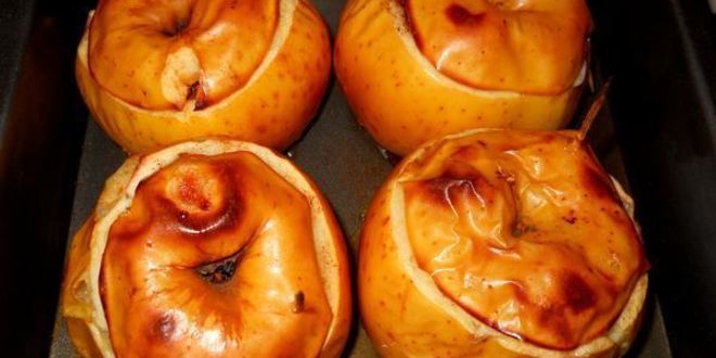 Рецепт запеченные яблоки с сухофруктами и орехами