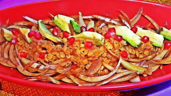 Рецепт Чечевица с пикантным луком и авокадо