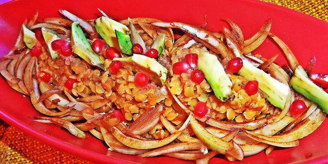 Рецепт чечевица с пикантным луком и авокадо