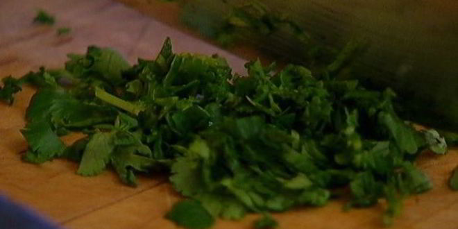 Рецепт черный рис с кальмарами и морскими гребешками