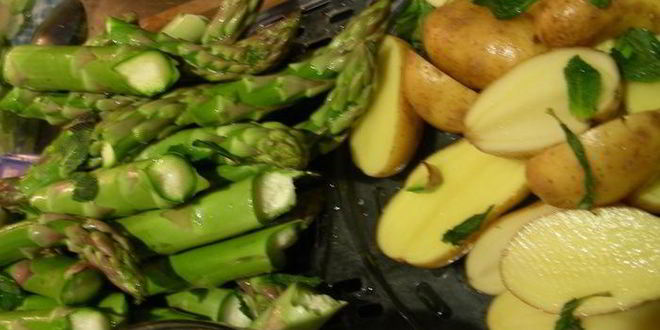 Рецепт картофель и спаржа с мятой и лимонным маслом