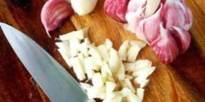 Рецепт картофель по-деревенски с чесноком