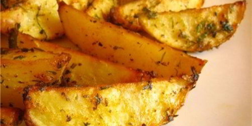 Как приготовить картофель по-деревенски в мультиварке